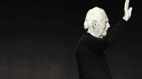 a murit designerul italian giorgio armani