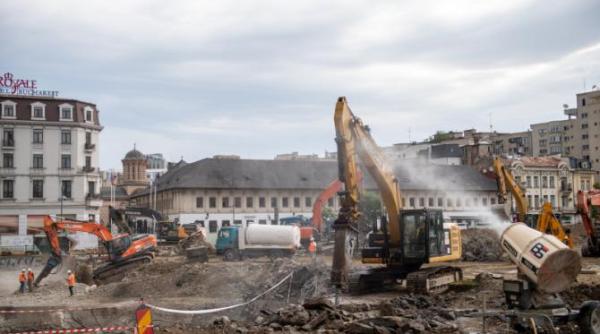 se reia circulatia pe splaiul independentei lucrarile la planseul unirii continua