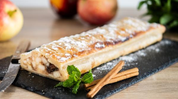 satul care a doborat recordul pentru cel mai lung sir de strudele si nu e din austria