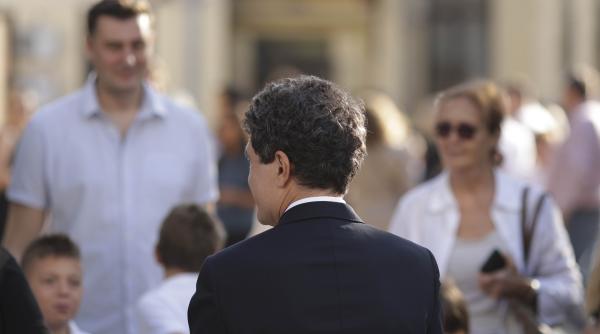 ce joc face nicusor dan prin usa deschisa pentru profesori la palatul cotroceni bogdan chirieac a rabufnit dupa o afirmatie a presedintelui ce esti