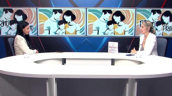 profesori in strada in prima zi de cursuri ce fel de scoala mai incepe in romania anului 2025 prof claudia chiru la parinti prezenti video