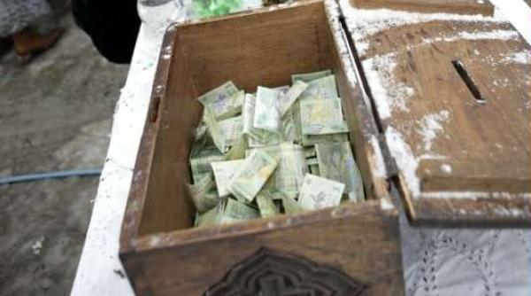 barbat retinut dupa ce a furat bani din doua cutii ale milei de la manastirea piatra craiului