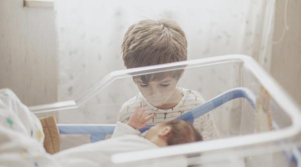 sase copii au murit dupa ce au fost infectati cu o bacterie din spital