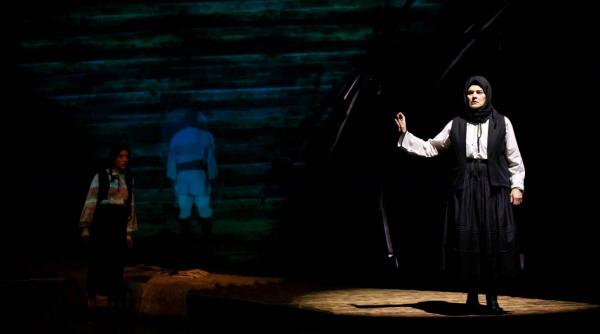 ateneul national din iasi cinci spectacole in turneu la bucuresti