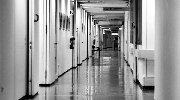 ministrul sanatatii merge la spitalul sf maria din iasi dupa moartea celor 6 copii