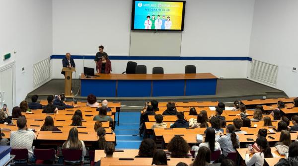 al doilea an al clubului de medicina medspath lansat de complexul educational laude reut si spitalul universitar de urgenta bucuresti