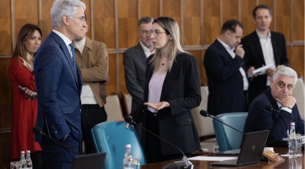 cine sunt super bugetarii de lux din guvernul bolojan i as da afara pe toti