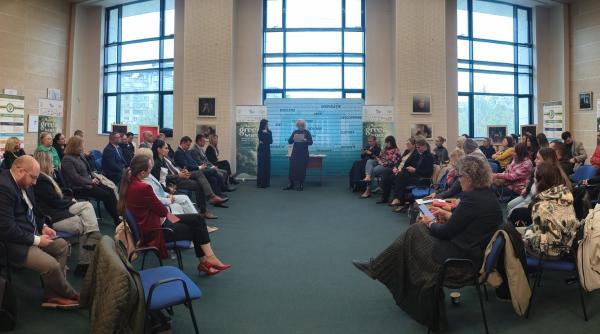 manifest pentru non violenta lansat la biblioteca nationala indiferenta continua crima