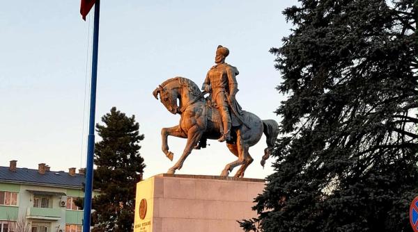 foto poarta pe care a intrat mihai viteazul in alba iulia descoperita de arheologi ce se mai afla sub ea