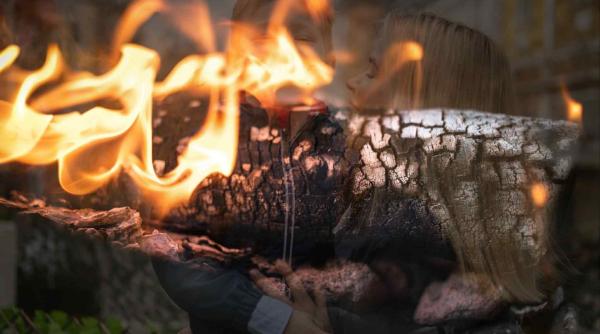 caz tragic in dambovita o femeie si fiul ei gasiti morti in casa dupa un incendiu mama cu datorii l ar fi provocat intentionat