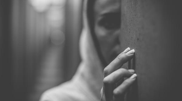 mama care si a invins frica dupa cinci ani de batai si amenintari a riscat tot si a fugit cu copilul