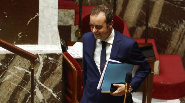 guvernul francez lecornu 2 supravietuieste primelor doua motiuni de cenzura