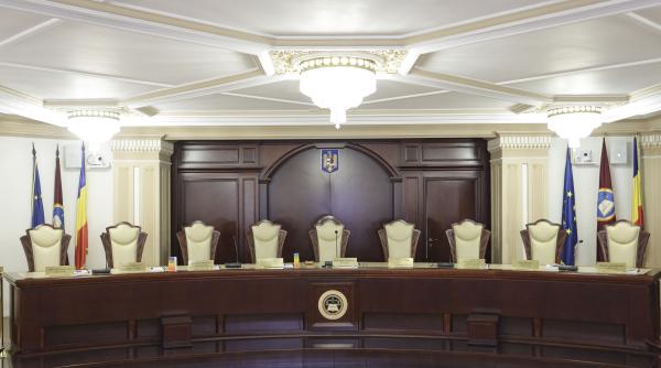 pensiile magistratilor ccr guvernul are obligatia de respecta termenul de 30 de zile pentru emiterea avizului de catre csm