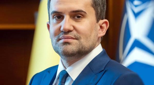 ministrul transporturilor amenintare cu demisia catre doi directori din cfr daca nu repornesc trenurile