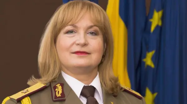 nicusor dan a semnat trecerea in rezerva a comandantul spitalului militar central florentina ionita