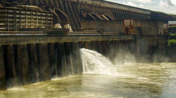 baraj inceput acum 40 de ani blocat din nou romania tine o investitie strategica pe loc la 90 realizare