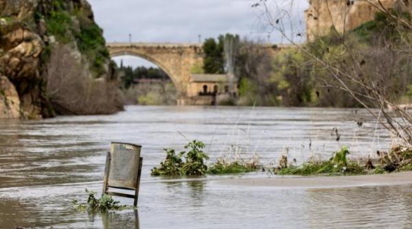 valencia la un an dupa potop 50 000 de oameni cer dreptate pentru victimele inundatiilor din 2024