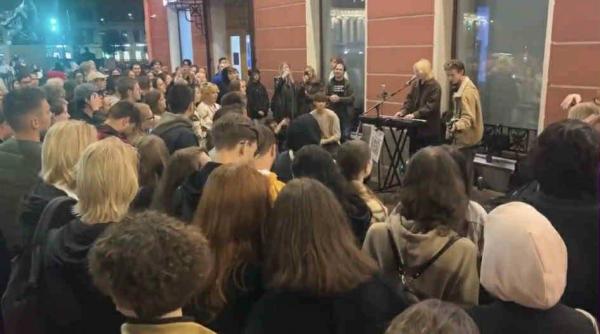 pedeapsa primita de o cantareata din rusia care a interpretat o melodie anti kremlin