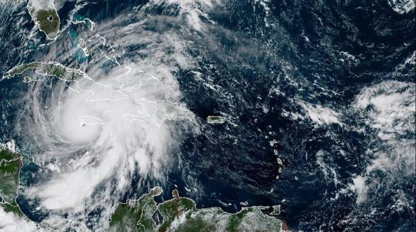 uraganul melissa este pe cale sa loveasca inca doua destinatii dupa dezastrul din jamaica