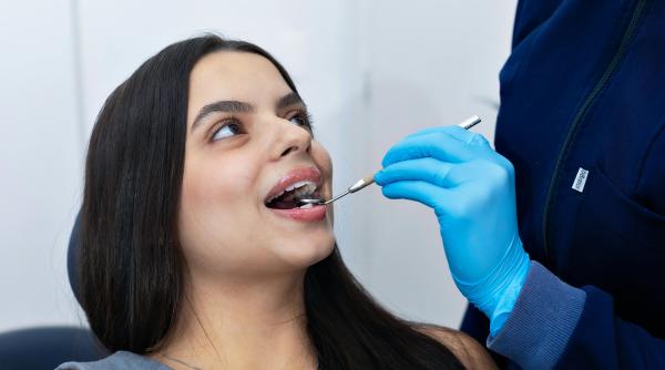 zirconiul materialul minune care aduce zambetul perfect si sanatos beneficiile explicate de dr nicolae krilovici