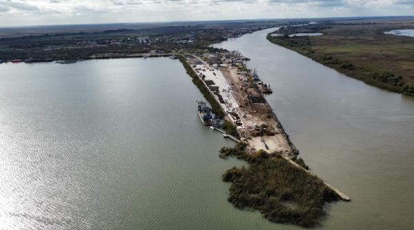 orasul sulina va fi pus pe harta porturilor europene 300 de locuri de munca si milioane de tone de marfuri tranzitate pe an