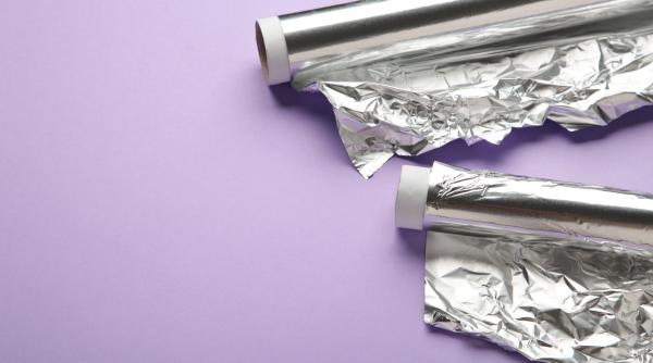 de ce are folia de aluminiu o parte mata si una lucioasa ce trebuie sa stii