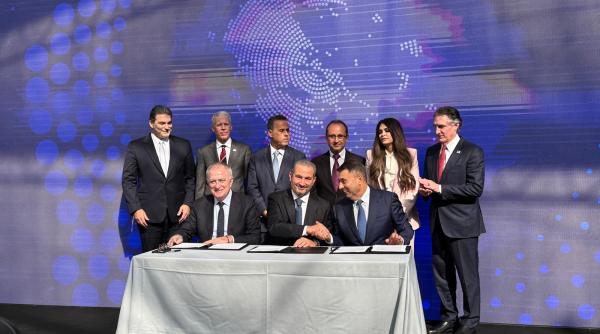 acord strategic romania va importa gaze lichefiate din sua prin parteneriatul nova power gas transgaz atlantic see lng