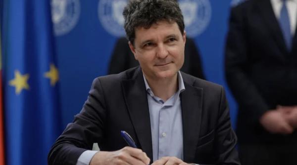 nicusor dan decrete semnate de presedintele romaniei