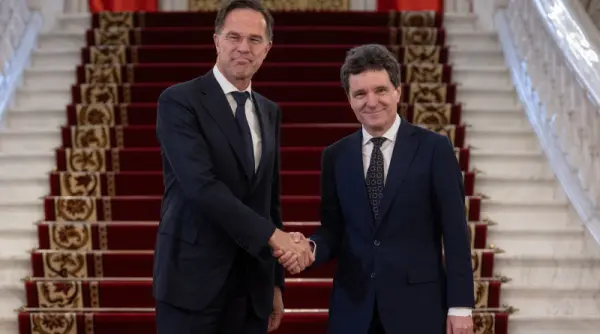 nicusor dan teoretic e stupid dar luam bani de la sanatate si educatie pentru aparare ca sa fim in nato trebuie sa platim