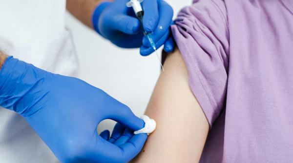 s a deschis primul centru de vaccinare gratuita impotriva hpv