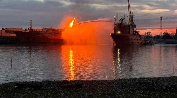 nava cu gpl din ismail locuitorii din ceatalchioi se pot intoarce la casele lor oamenii din plauru raman evacuati