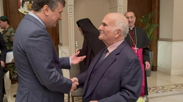 ionut vulpescu impresionat de printul el hassan al iordaniei putini oameni poarta in tacere povara unei istorii atat de sensibile