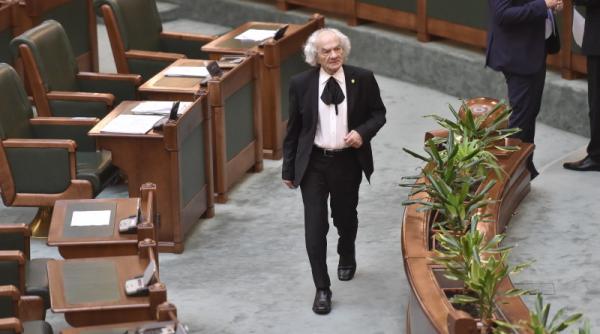 pe cine voteaza leon danaila la primaria capitalei