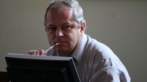 rasvan popescu la intoarcerea jurnalistului ma amestec putin printre personajele cartii particip si eu cu marturiile mele