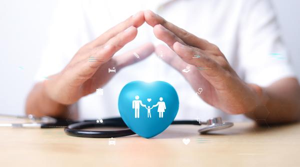 sistemul de sanatate in risc asigurarile complementare singura solutie