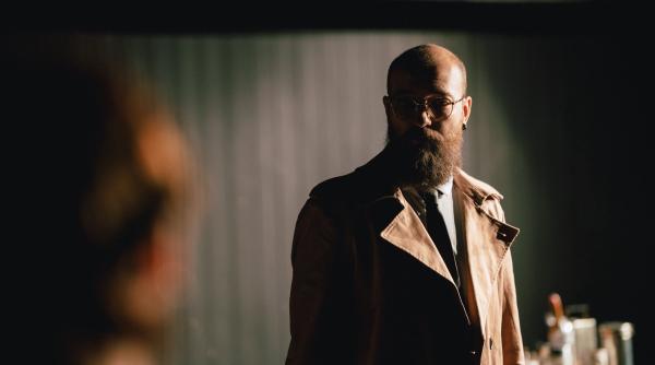 teatrul nou inchis desi respecta legea cristian ionita am simtit dezamagire fata de tara mea