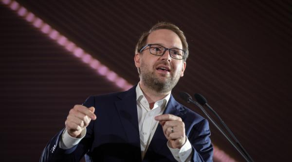 a interzis fritz colinderele lui gyr de craciun controversa in timisoara chirieac nu tu ai votat asa