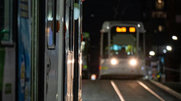 accident intre doua tramvaie in bucuresti brigada rutiera a deschis o ancheta