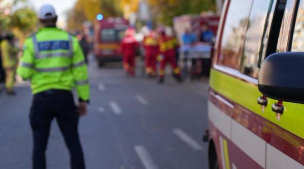 alerta in buzau 20 de oameni evacuati dupa ce o masina a avariat o conducta de gaze