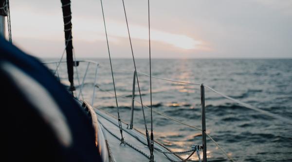 tragedie in grecia 18 oameni au murit dupa rasturnarea unei ambarcatiuni la sud de creta