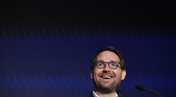 esecul lui drula il face pe fritz sa ceara schimbari radicale e nevoie de un proiect de reinnoire a usr