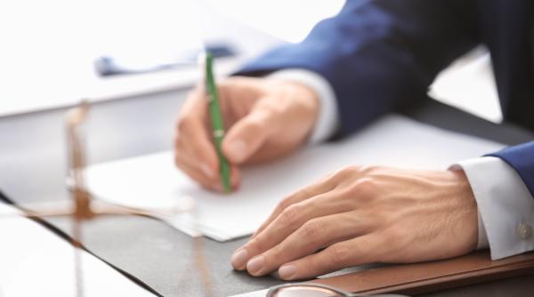 cel mai longeviv ministru al educatiei din romania presedintele si premierul nu mi au spus niciodata ce sa fac si cum sa fac video