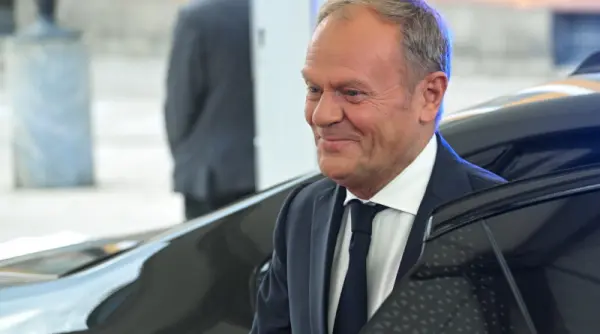 polonia exclusa de la masa discutiilor privind pacea din ucraina donald tusk e acuzat de incompetenta