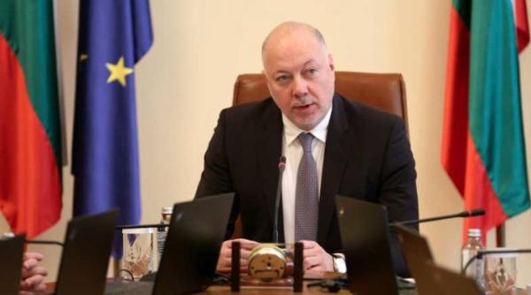 rosen jeliazkov premierul bulgariei a prezentat joi demisia guvernului