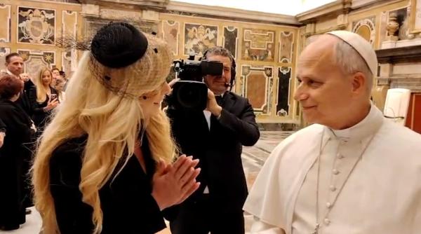 romania tv si asociatia dar la vatican cristina herea momente emotionante alaturi de papa leon al xiv