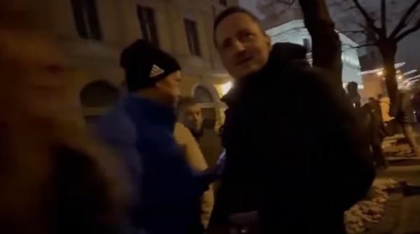 nicu stefanuta luat la rost la protest eu sunt cu probleme pe dumneavoastra nu v am vazut in salile de judecata video