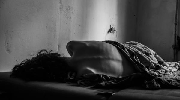 o tanara a fost la un pas de moarte dupa ce a tinut o dieta drastica