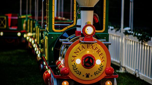 trenuletul de craciun a lovit o femeie in pitesti va fi tras pe dreapta anunta primarul