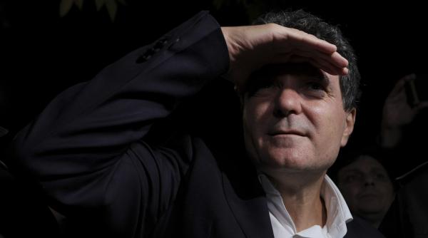 sondaj curs surprinzator cine sunt primii lideri politici in care romanii isi pun increderea