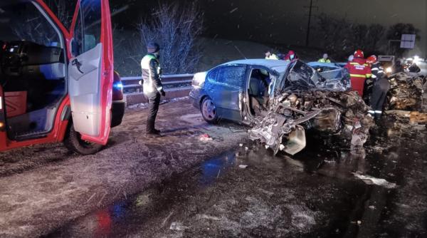accident ingrozitor in aceasta seara un tanar a murit alti trei sunt raniti grav
